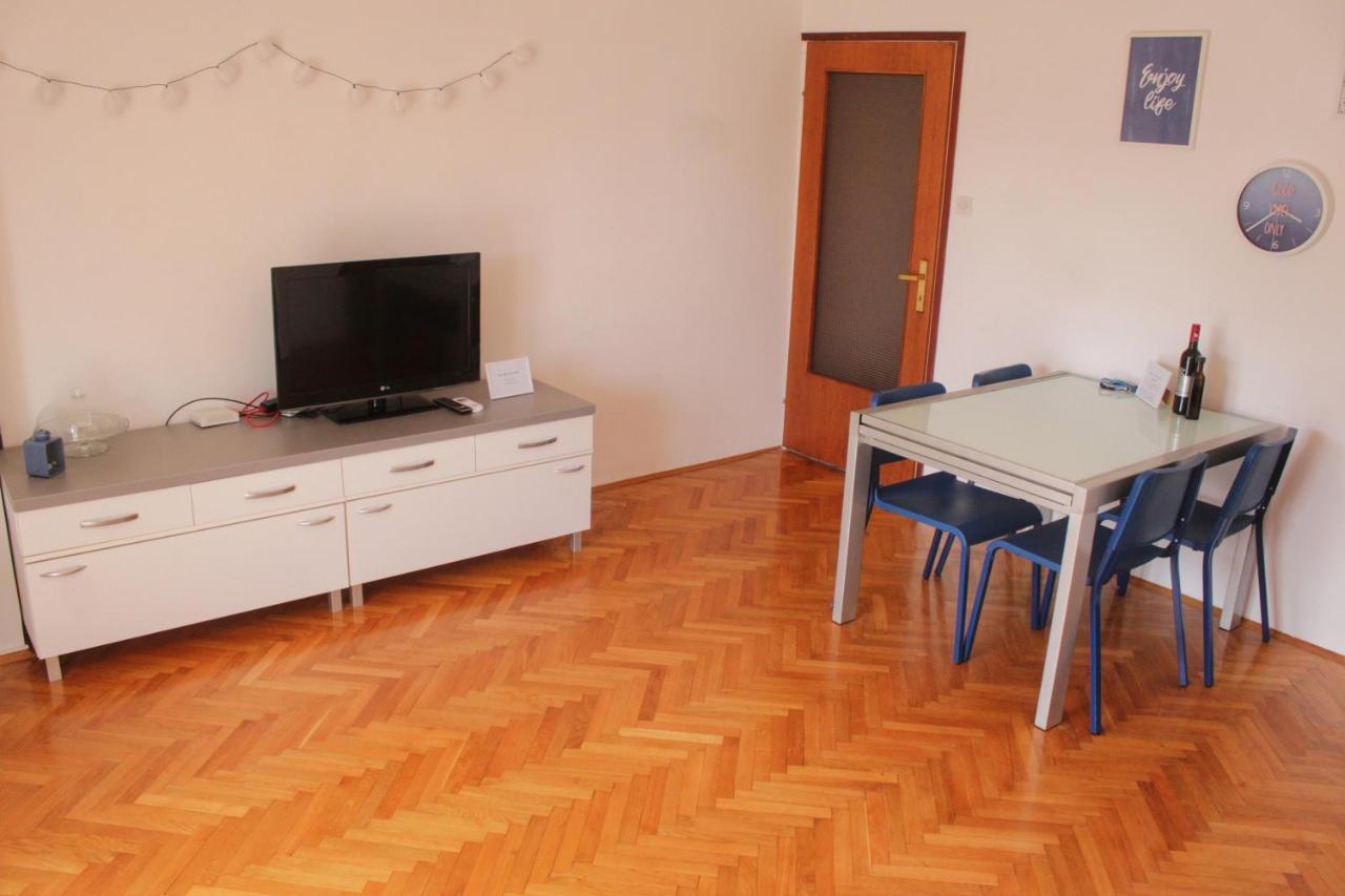 Duplex Appartment Luna Krk Town Exterior foto